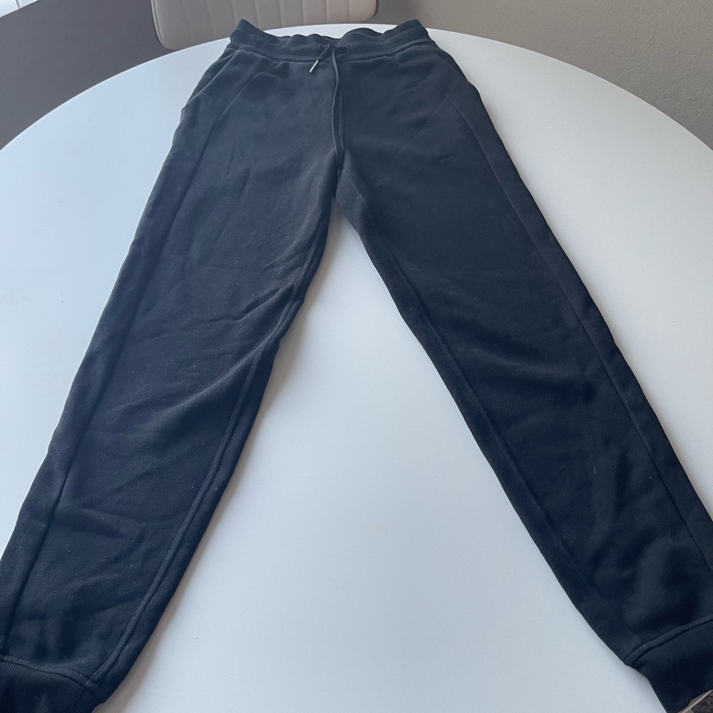 ALO Black Jogger Pants